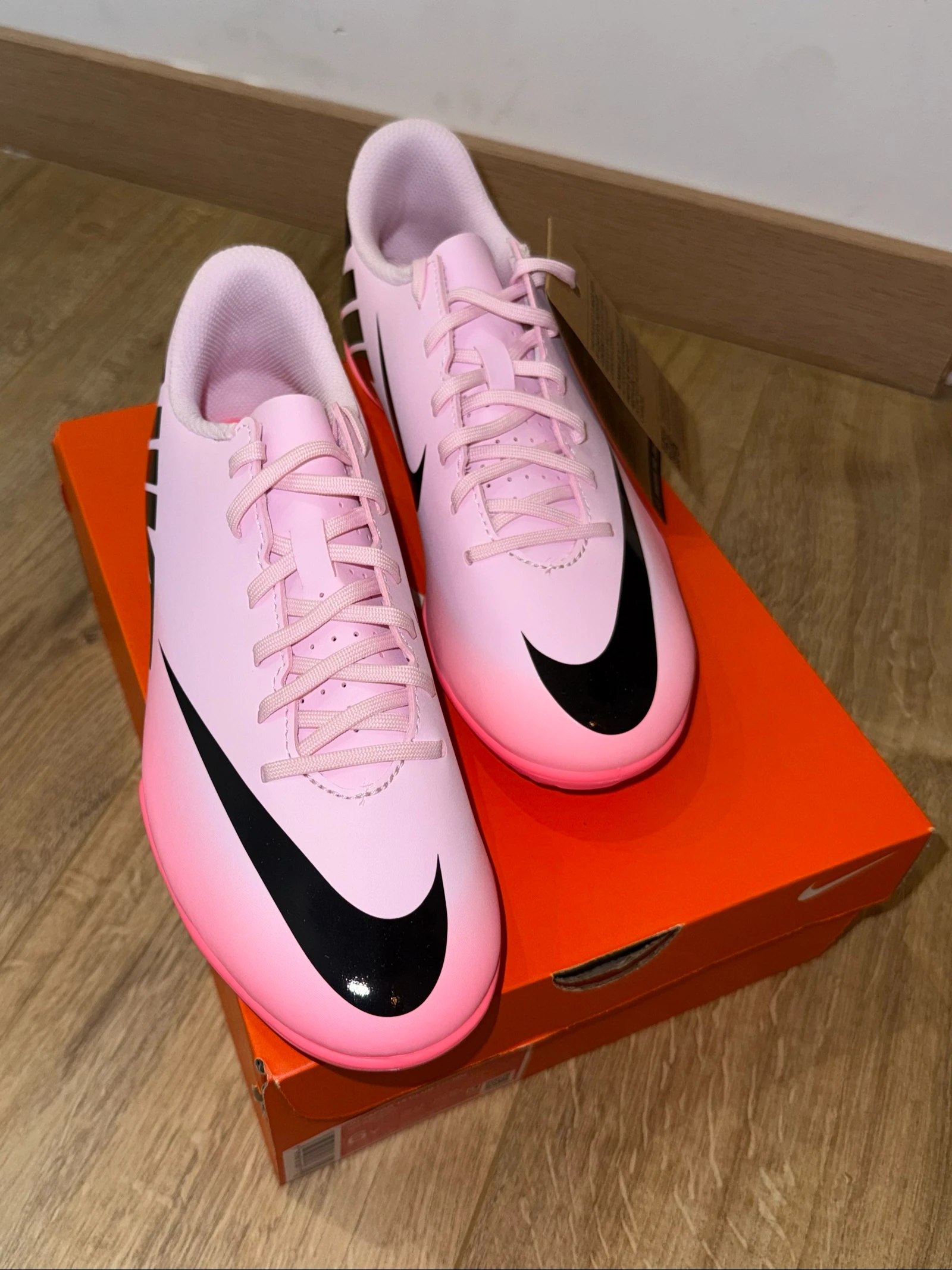 Crampones rosa y negro JR vapor max club FG/MG 38,5 – photo 3